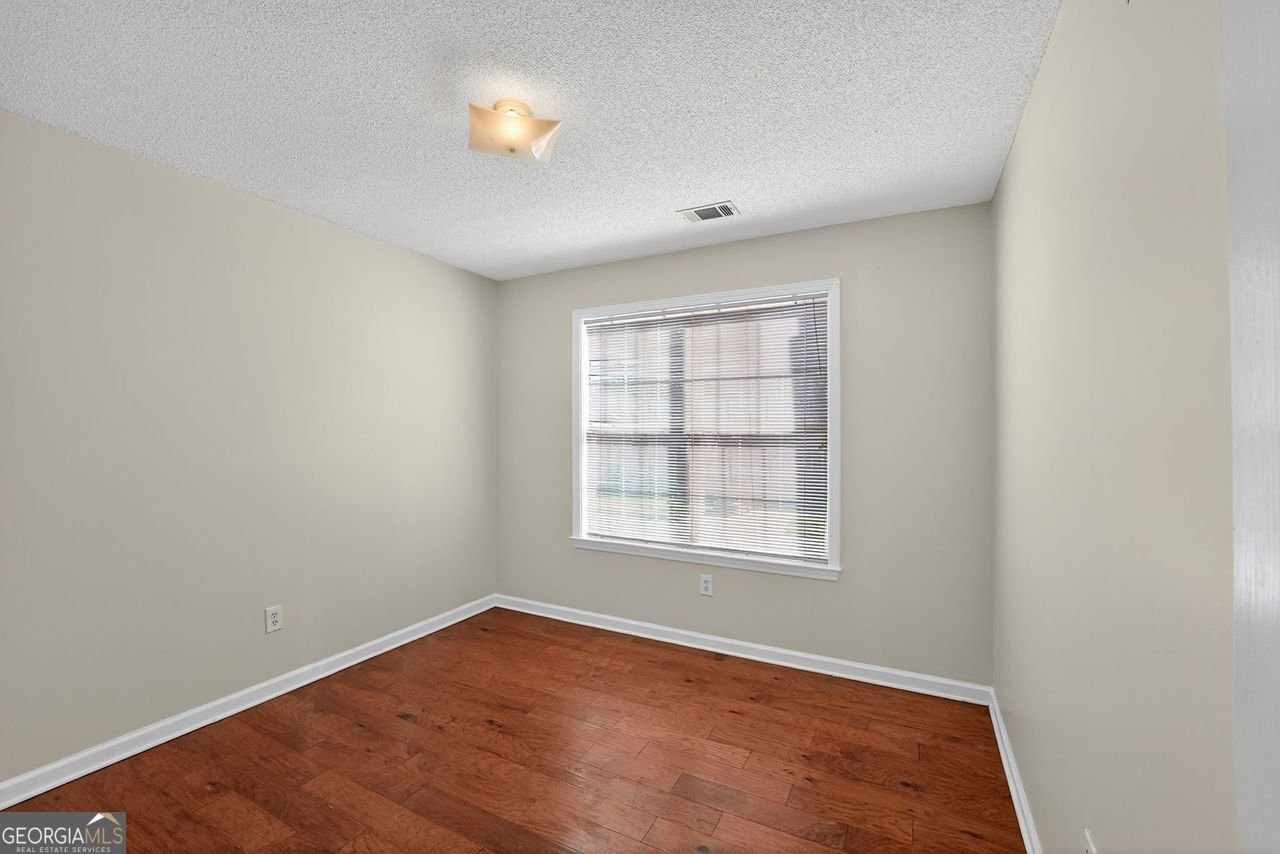 353 JODECO STATION Circle Stockbridge - 9