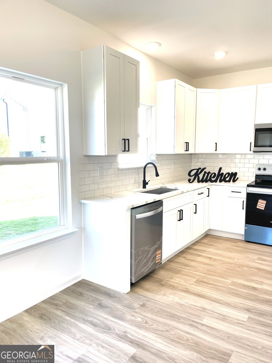 125 Charity Drive Lavonia - 1