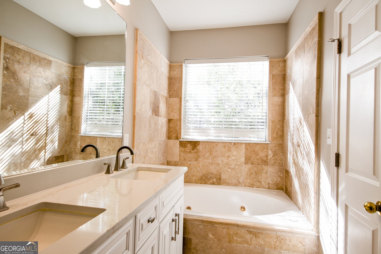 200 Renaissance Parkway Atlanta - 25