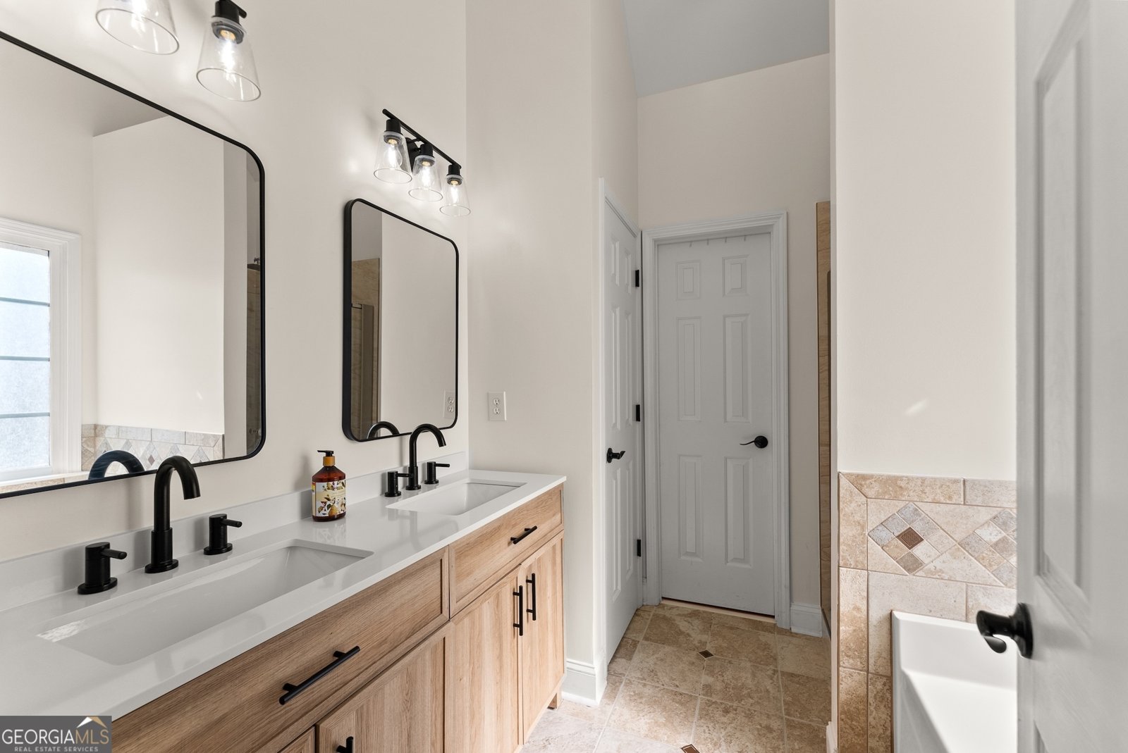 7120 Creek Ridge Drive Gainesville - 17