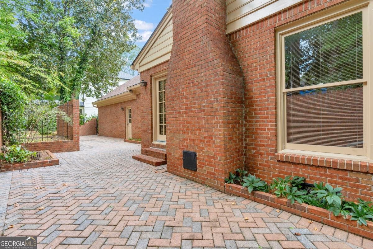 2289 Chrysler Court Atlanta - 78