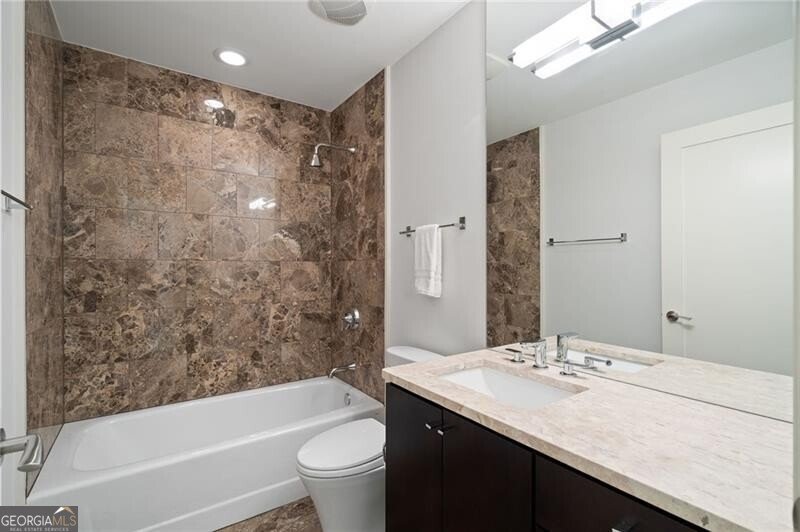 3325 Piedmont Road Atlanta - 12