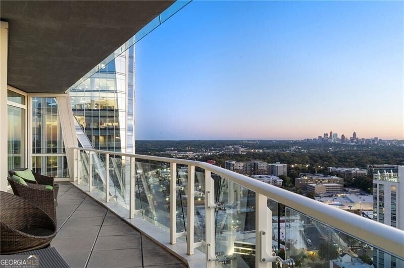 3325 Piedmont Road Atlanta - 13