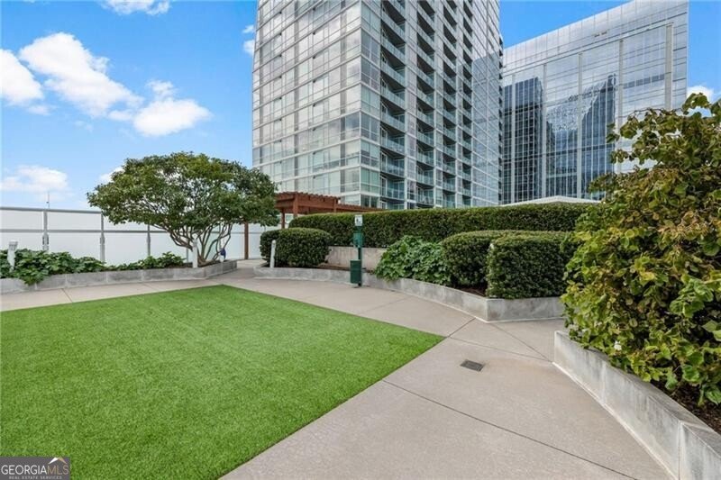 3325 Piedmont Road Atlanta - 20