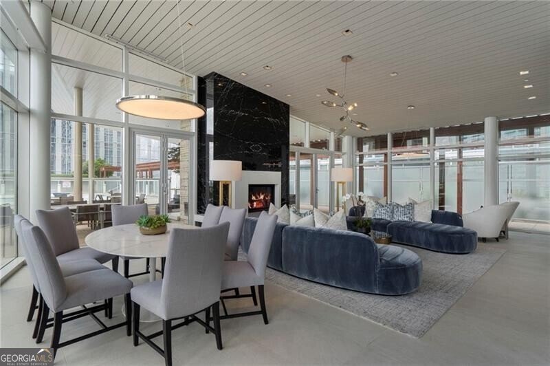 3325 Piedmont Road Atlanta - 21