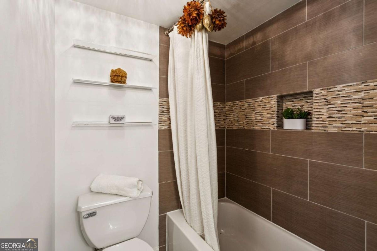 1 Biscayne Drive Atlanta - 12