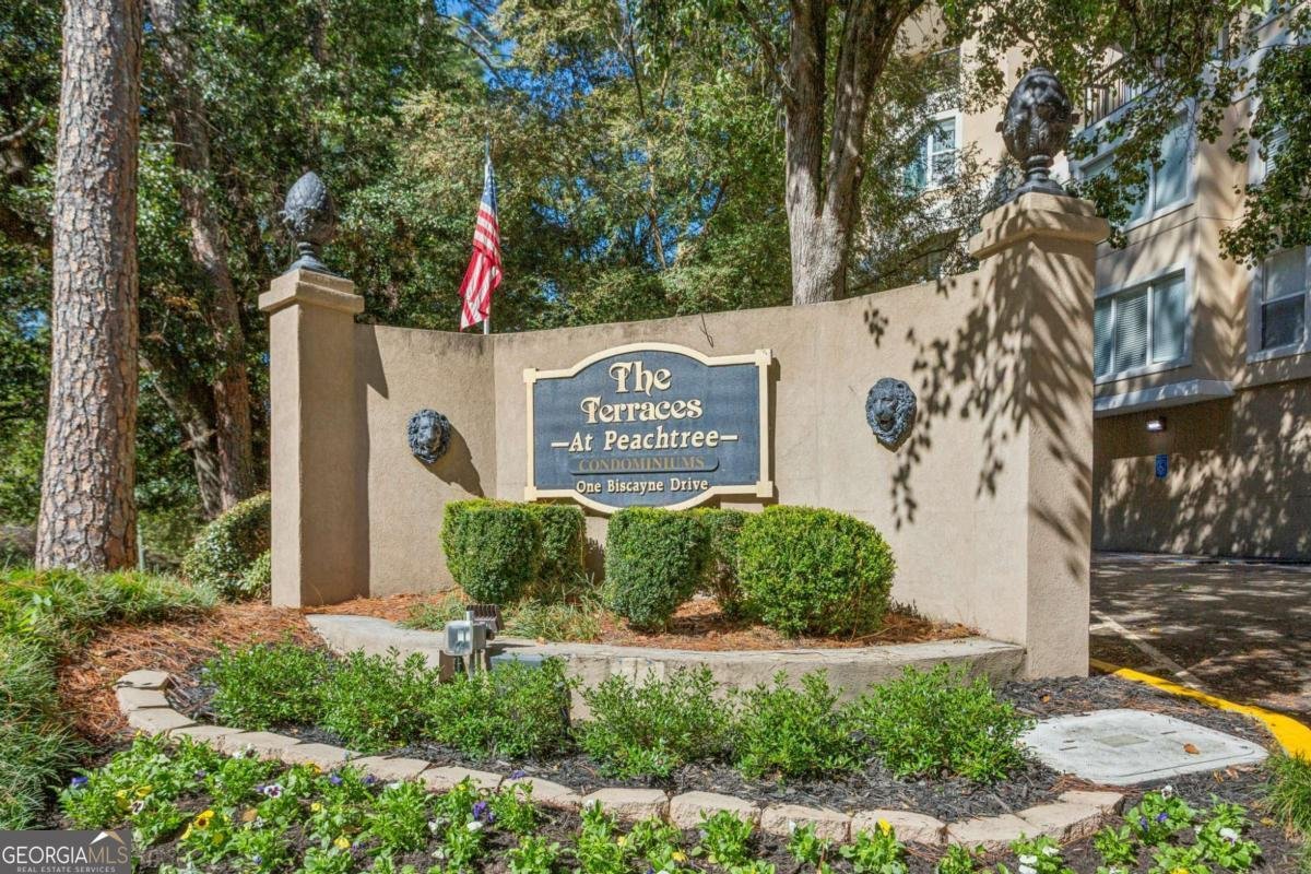 1 Biscayne Drive Atlanta - 2