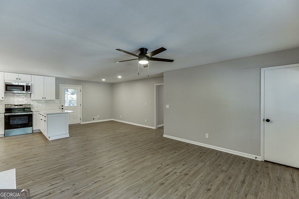 5837 Meadow View Lane Flowery Branch - 11