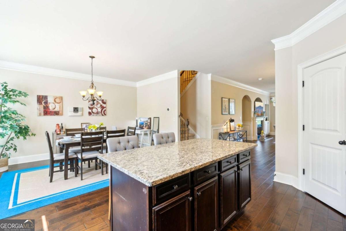 2020 Jardin Court Alpharetta - 10