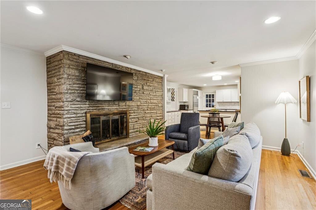 141 Laurel Forest Circle Atlanta - 14
