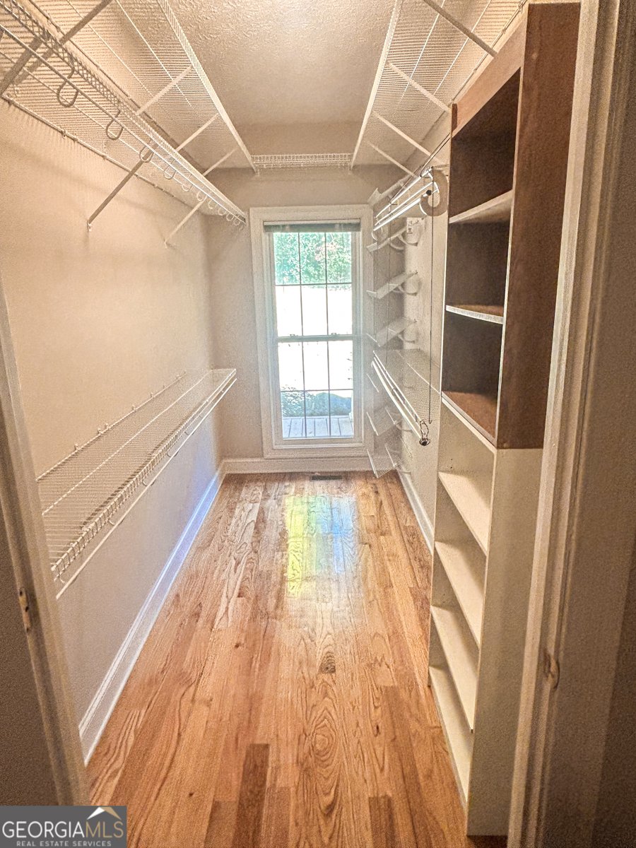 1136 Cole Lake rd. Dallas - 24