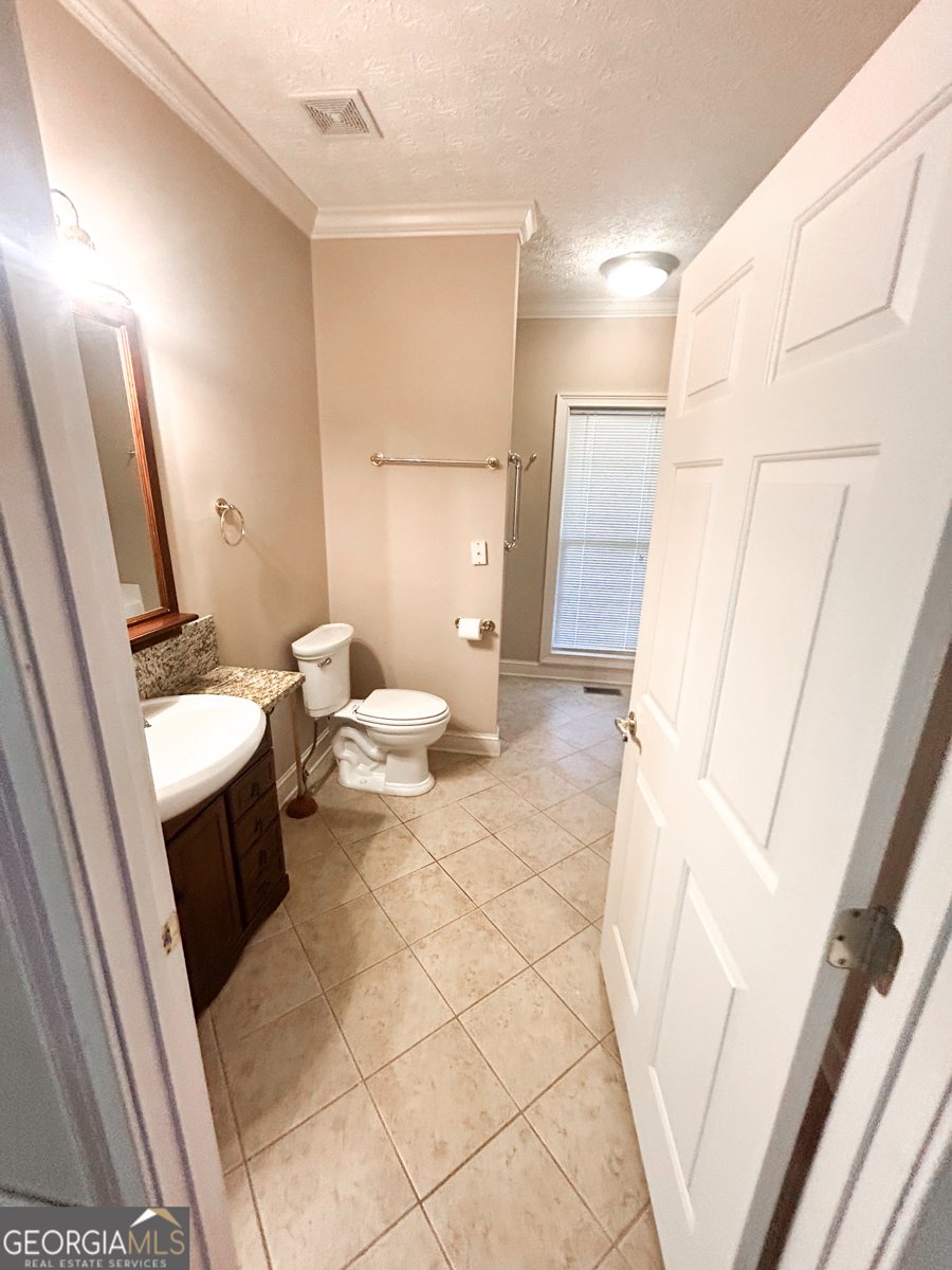 1136 Cole Lake rd. Dallas - 30