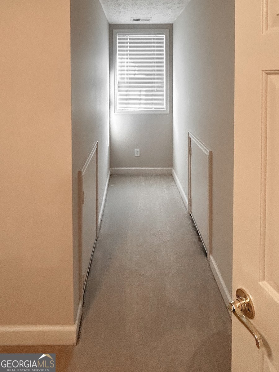 1136 Cole Lake rd. Dallas - 34