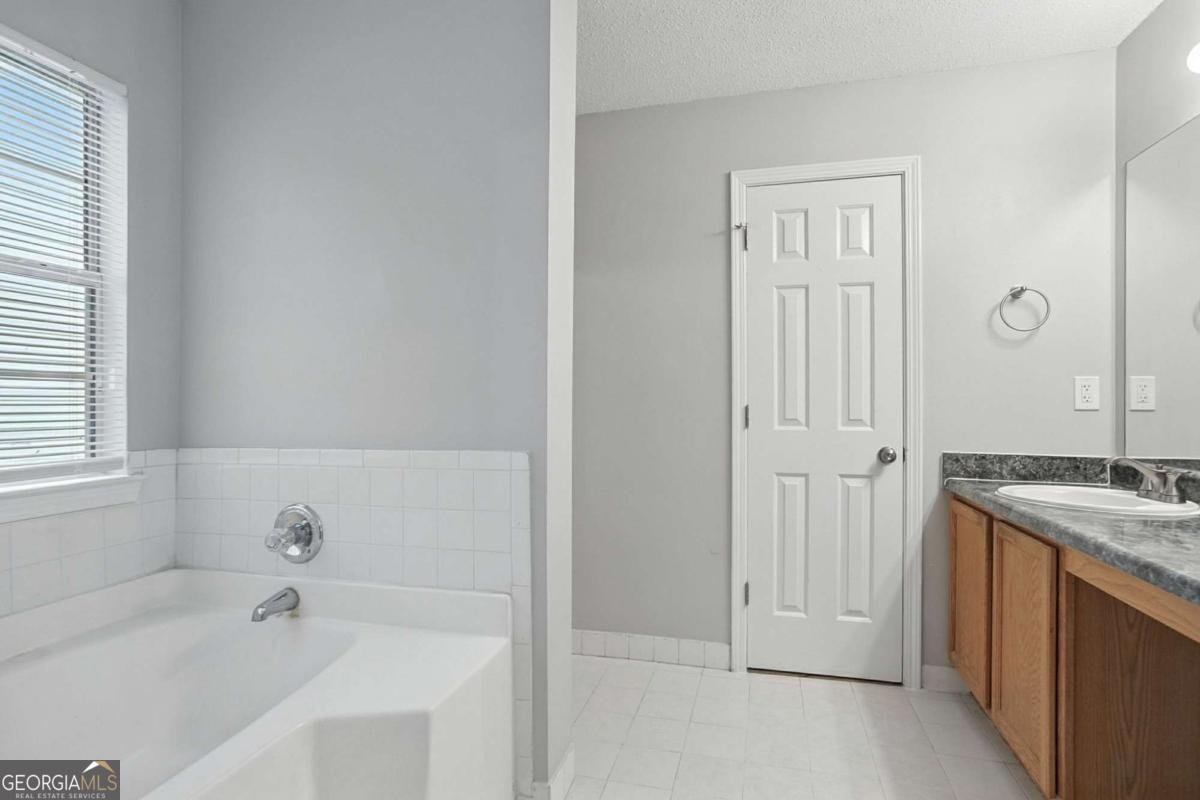 6384 Stonebridge Creek Lane Lithonia - 15