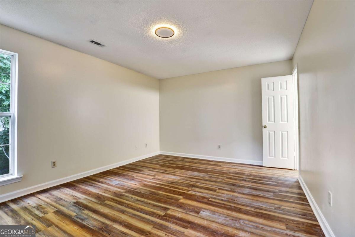 6211 Ward Road Union City - 16