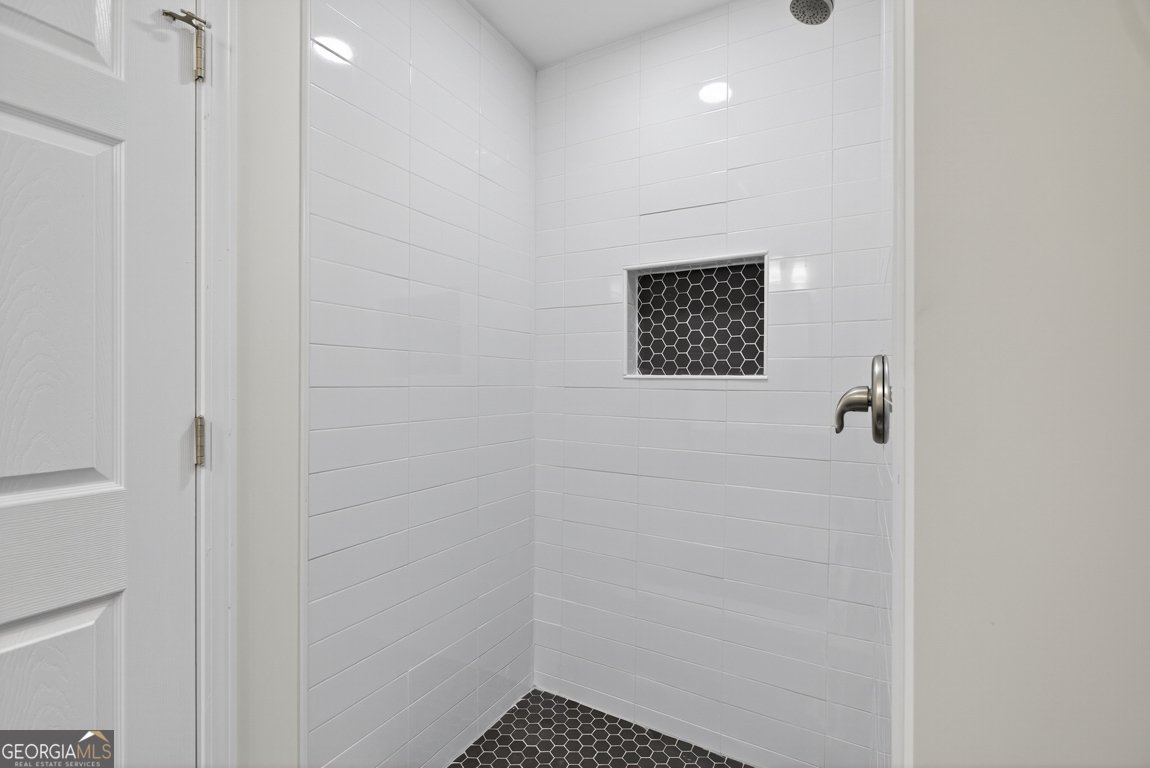 2552 Boulder Road Atlanta - 23