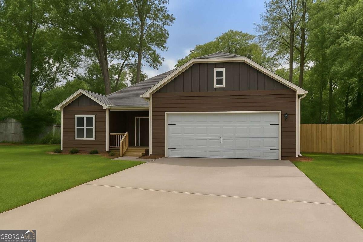 108 Mann Boulevard Stockbridge - 1