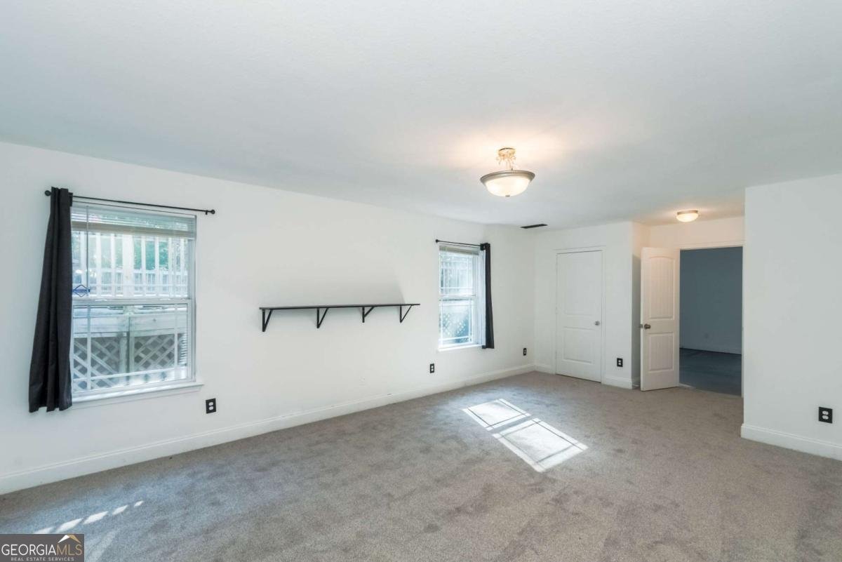 404 WOODCREEK Griffin - 17