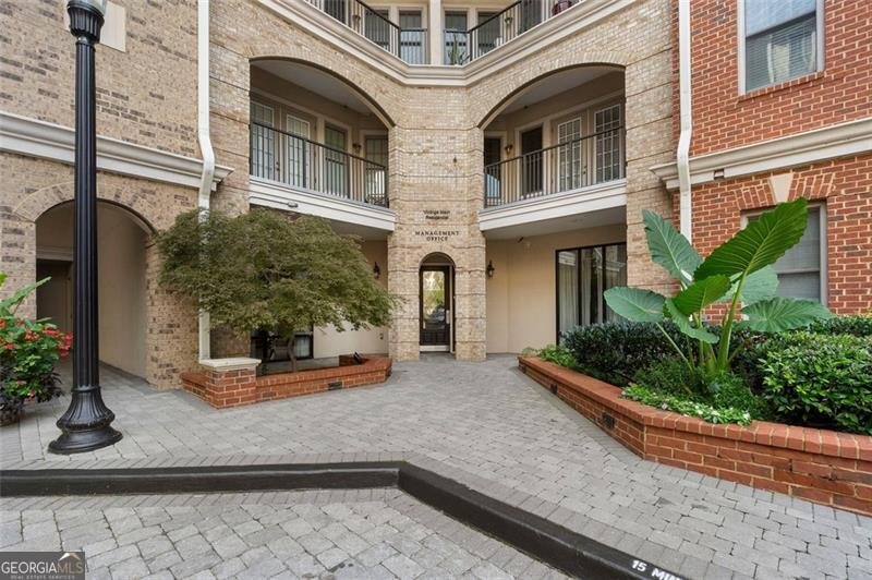 3621 Vinings Slope Atlanta - 2