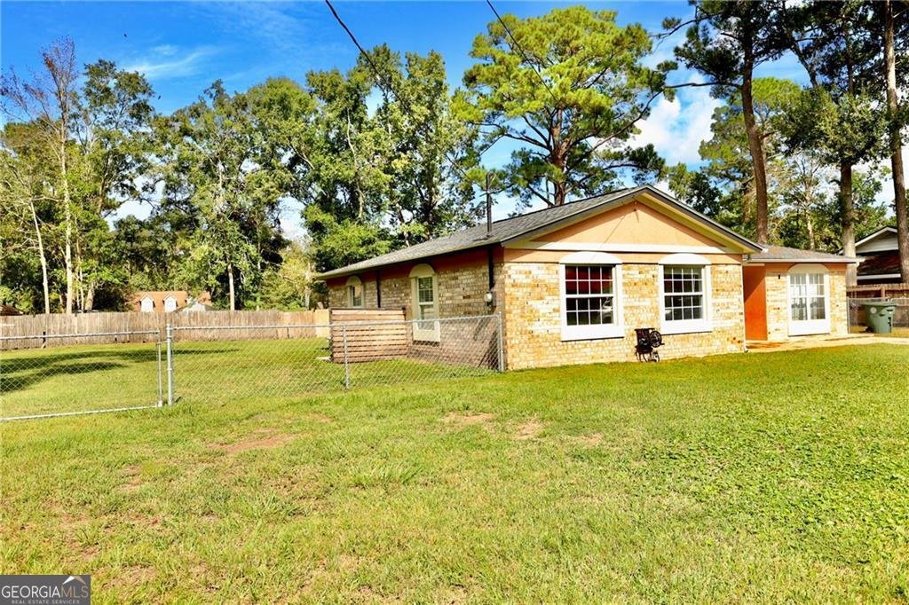 246 Peach Avenue Kingsland - 2