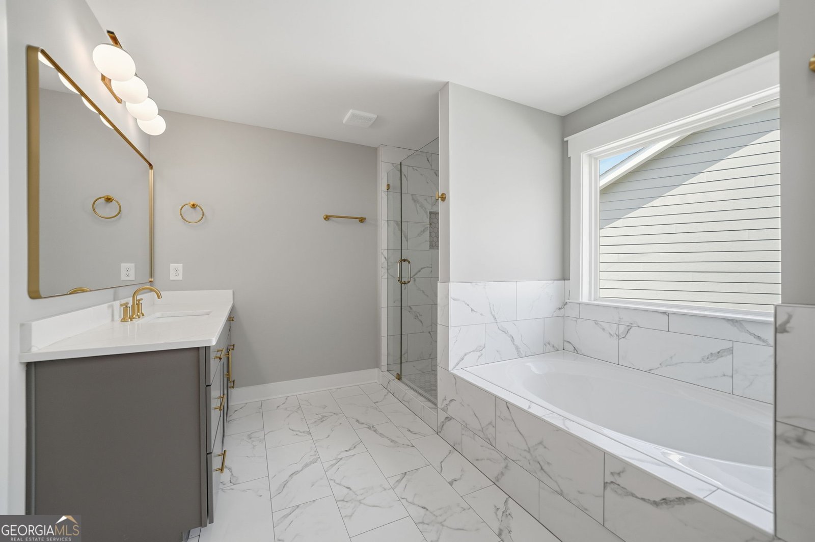 417 Crestmont Lane Canton - 43