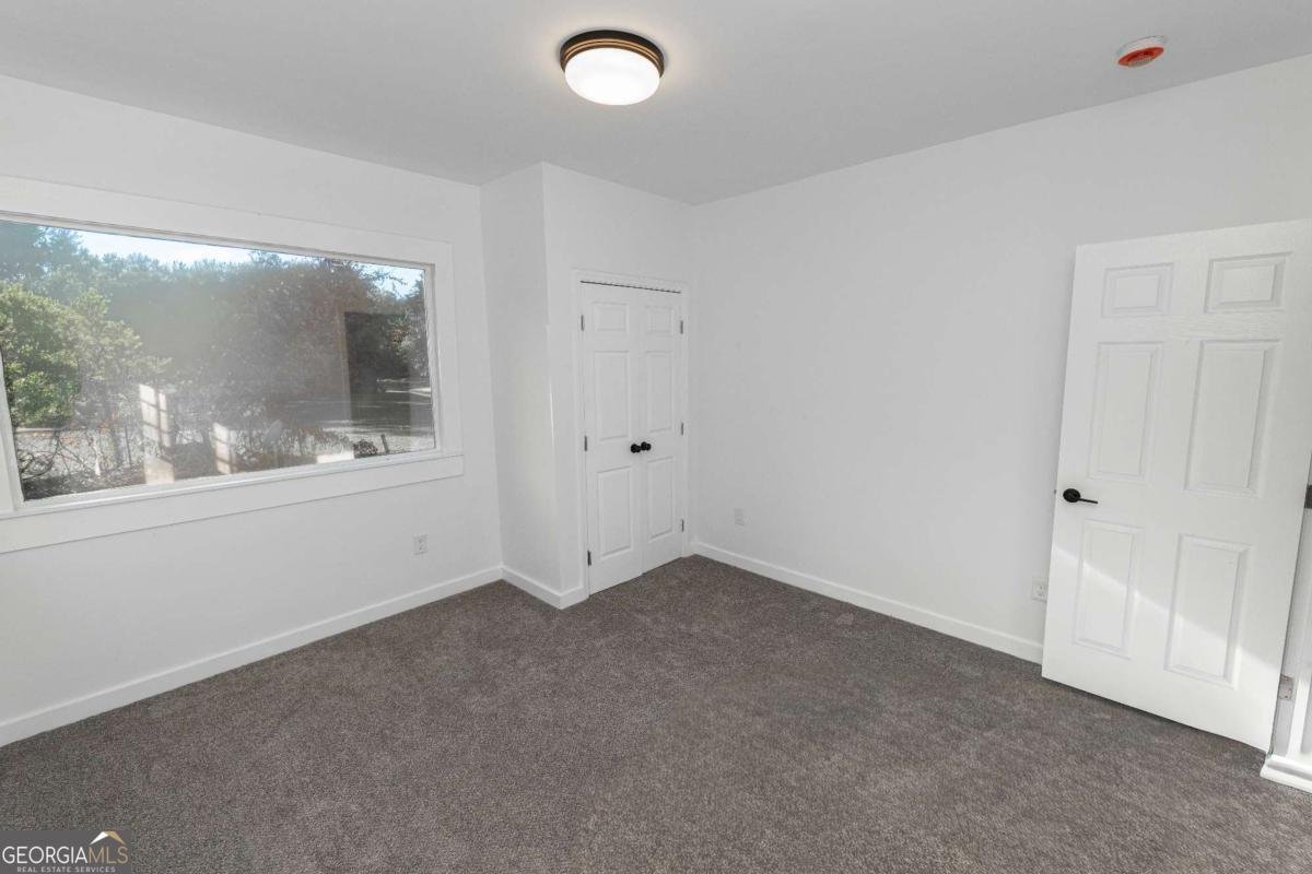 622 Whitney Avenue Albany - 21