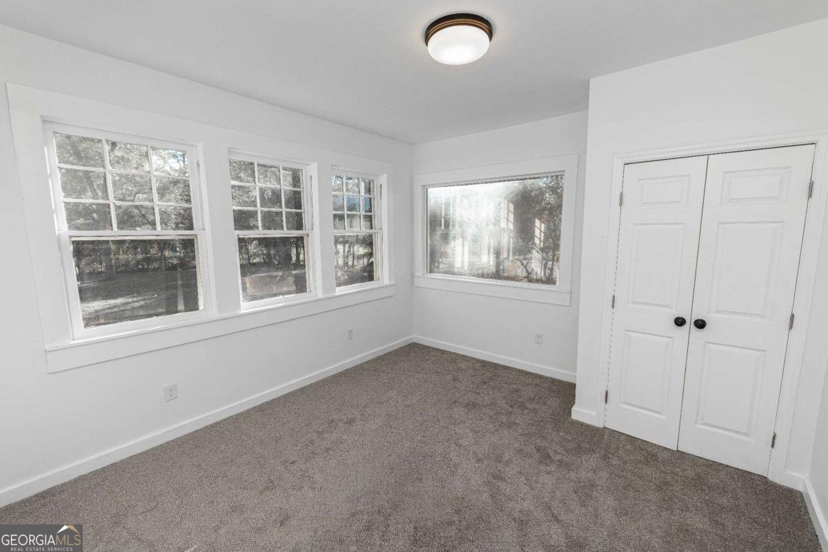 622 Whitney Avenue Albany - 22