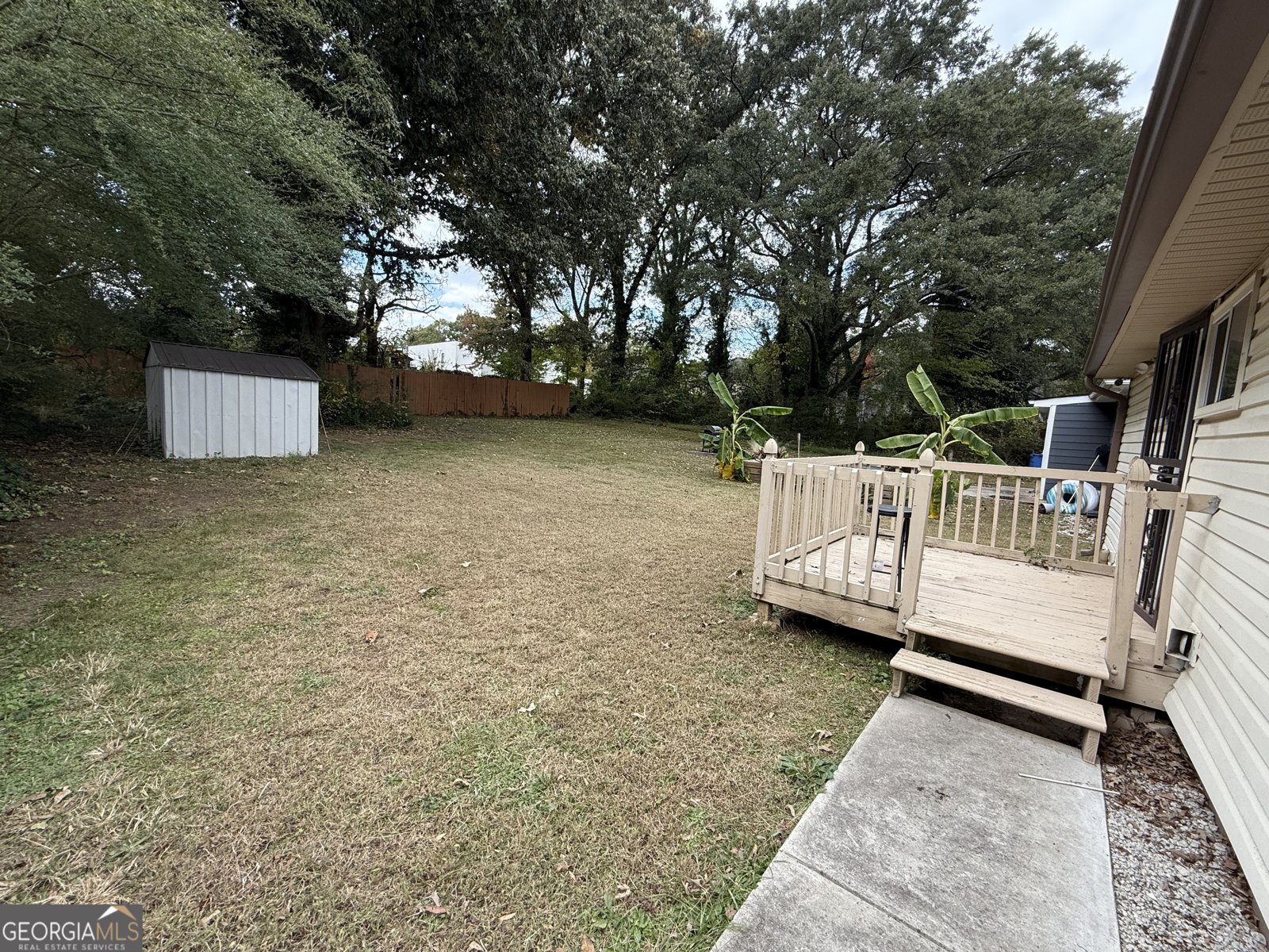 1097 Fortress Avenue Atlanta - 27