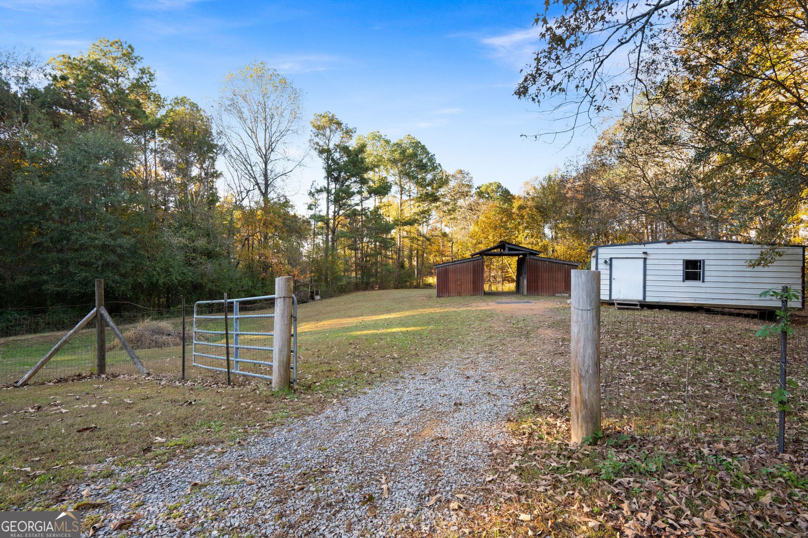 988 Davenport Road Dalton - 1