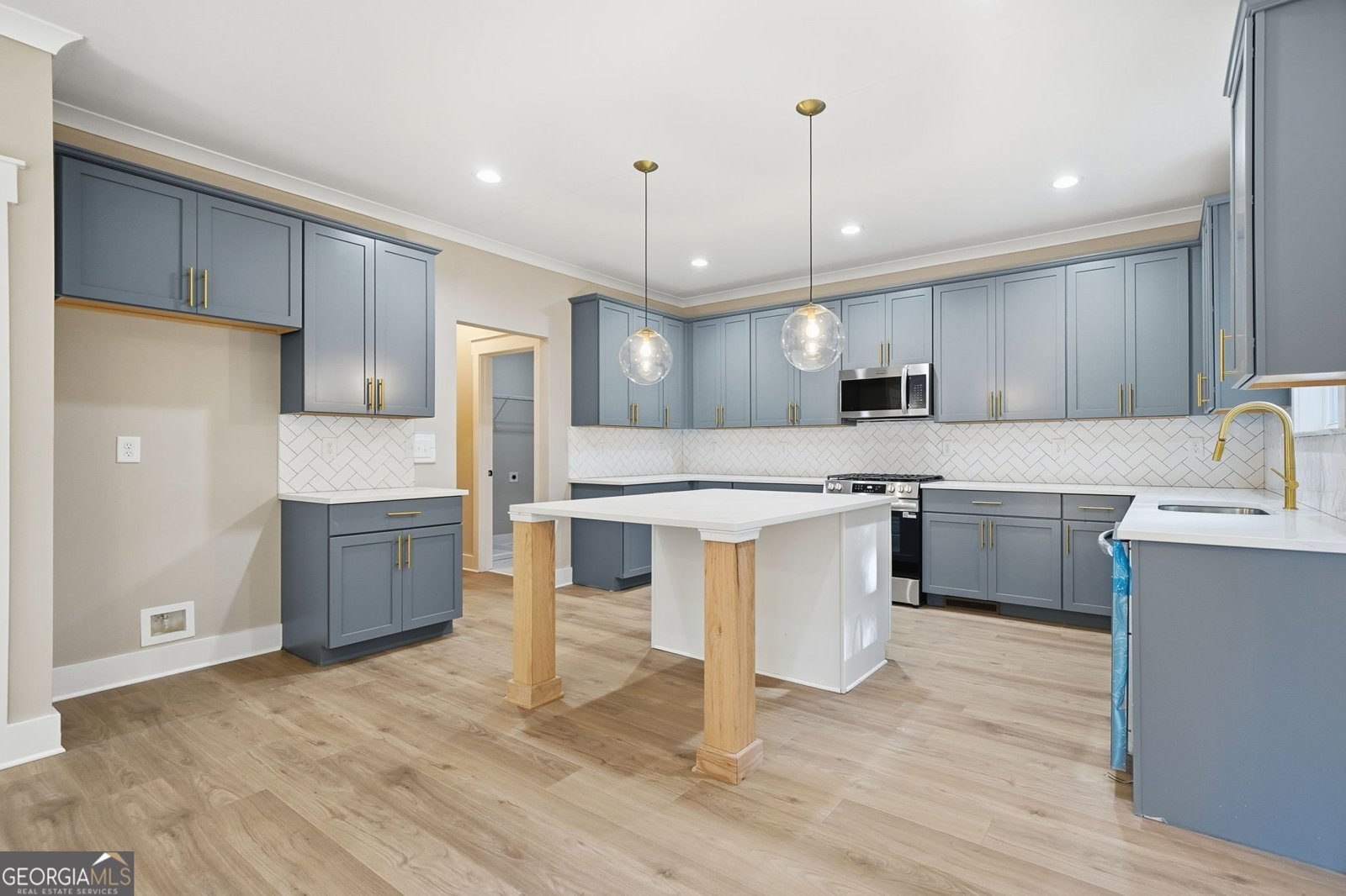 421 Crestmont Lane Canton - 18