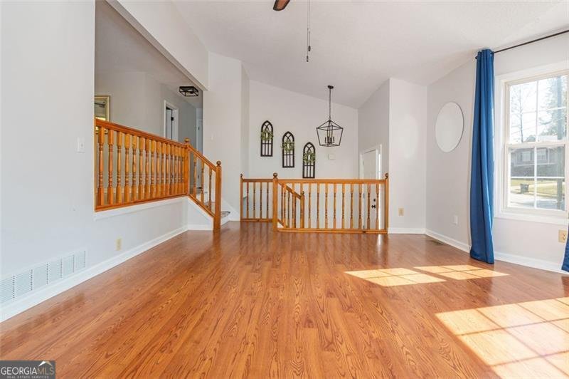 160 SUMMER LAKE Drive Dallas - 10