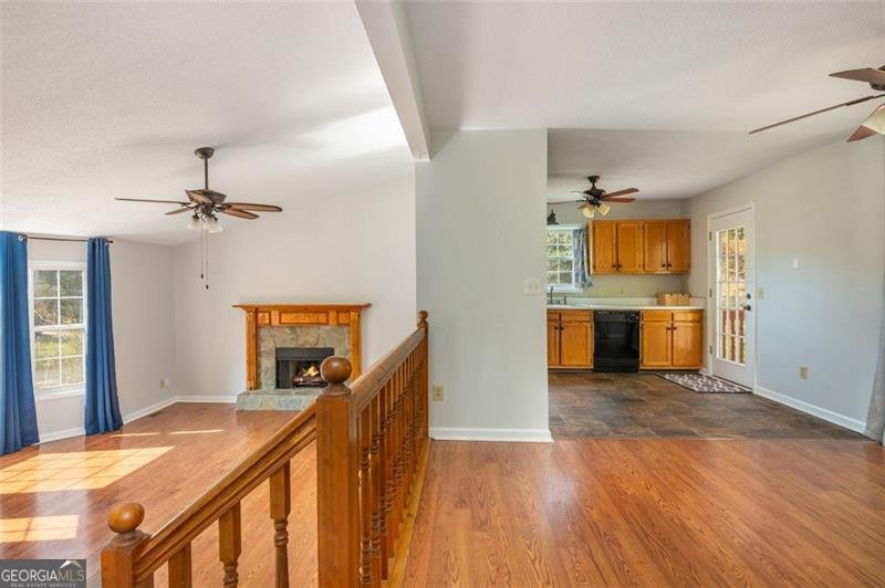 160 SUMMER LAKE Drive Dallas - 14