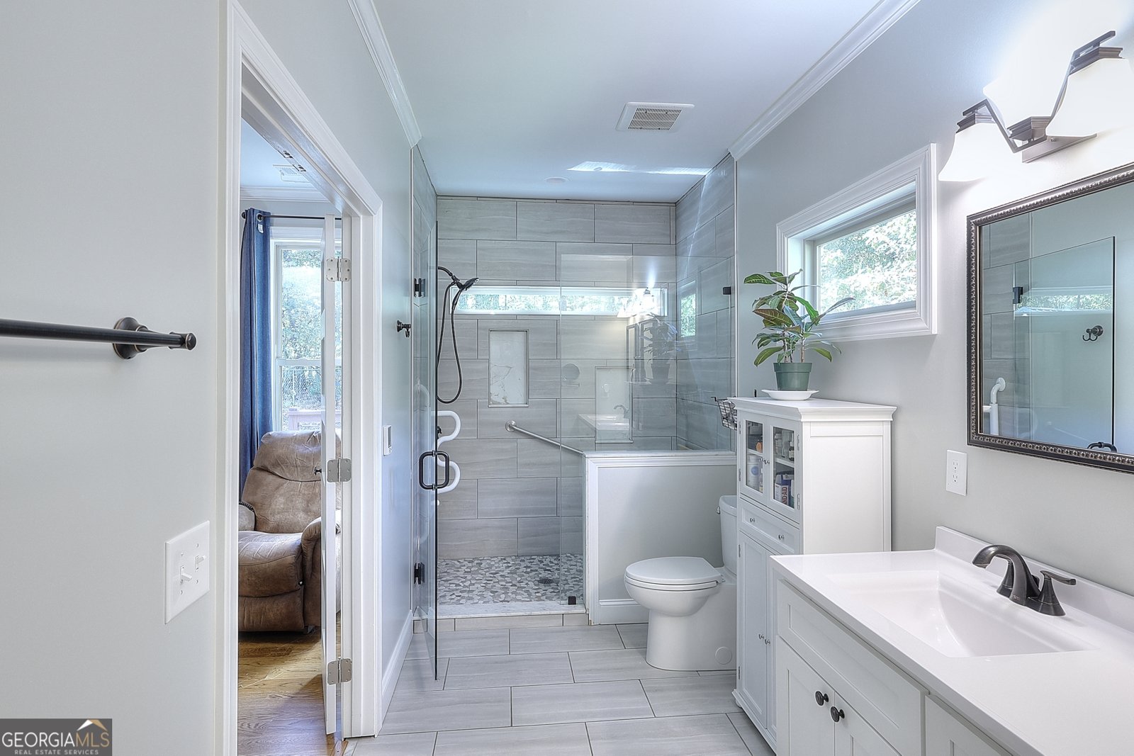 5155 Donald Drive Loganville - 37