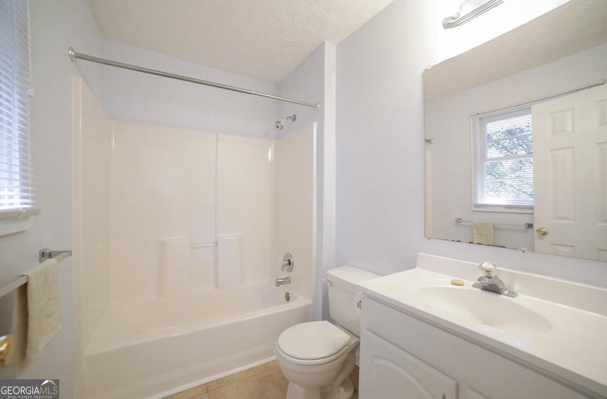 225 Knottingham Drive Athens - 17