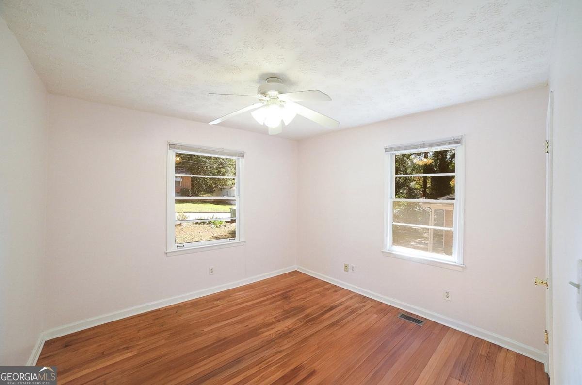 225 Knottingham Drive Athens - 18