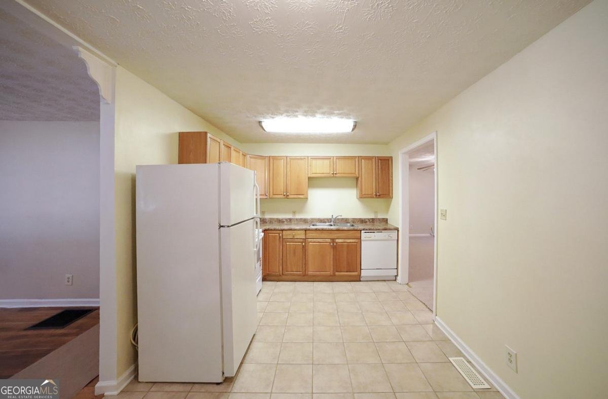 225 Knottingham Drive Athens - 6