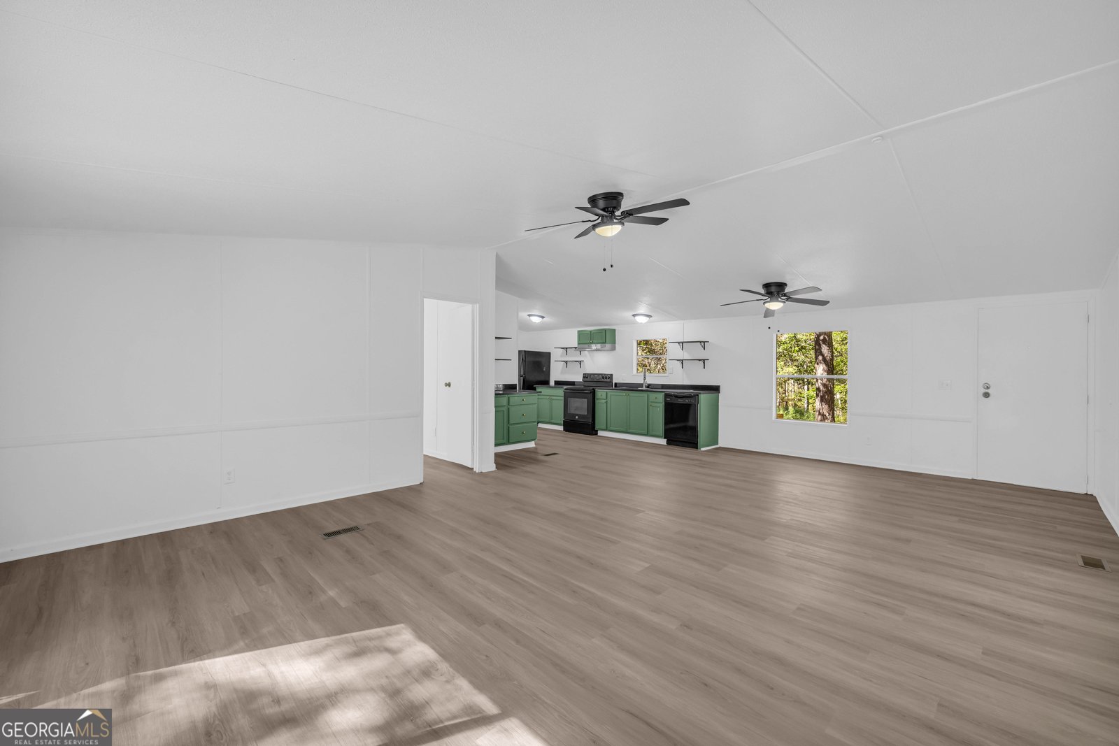 57 Pleasant Lane Comer - 13