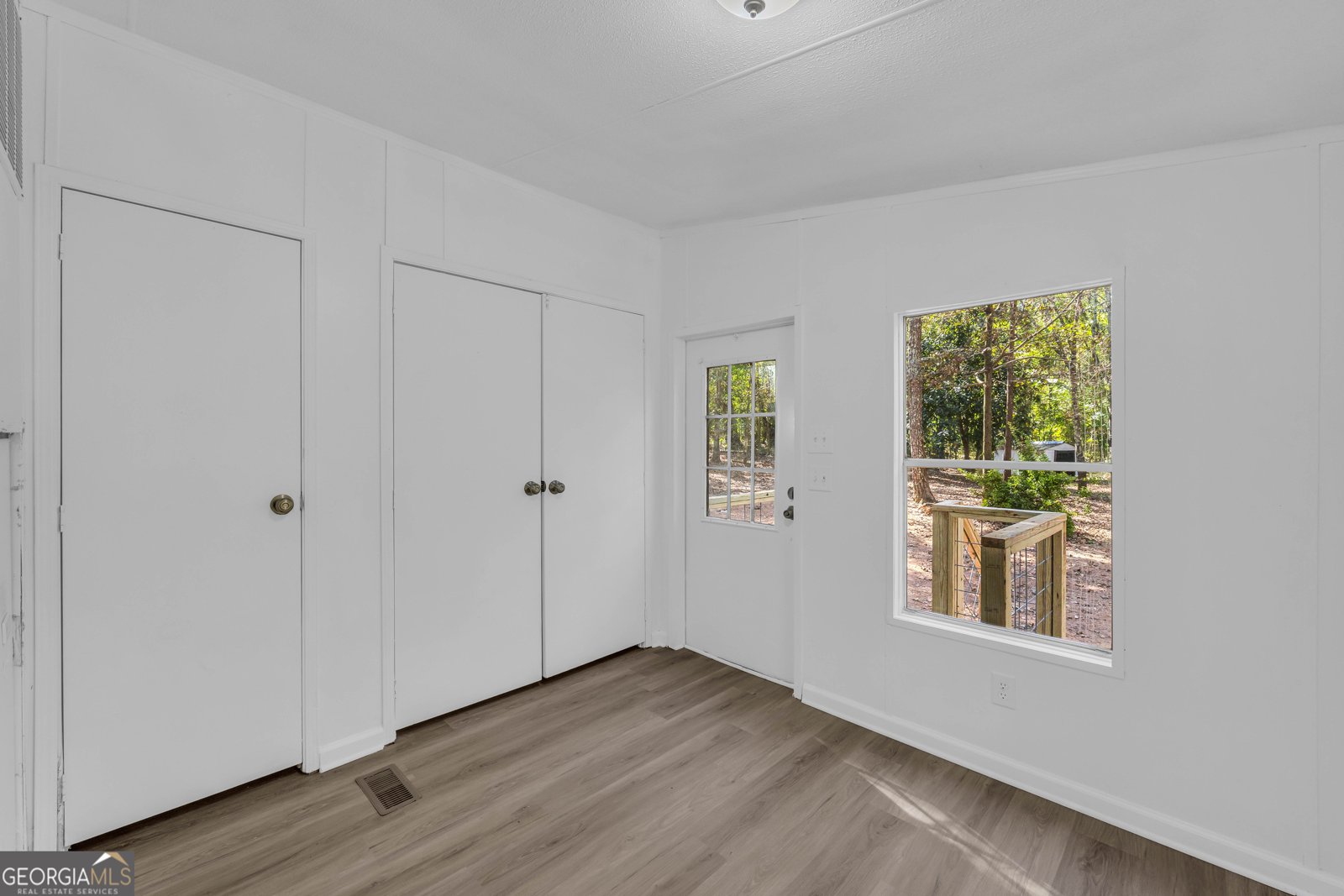 57 Pleasant Lane Comer - 16