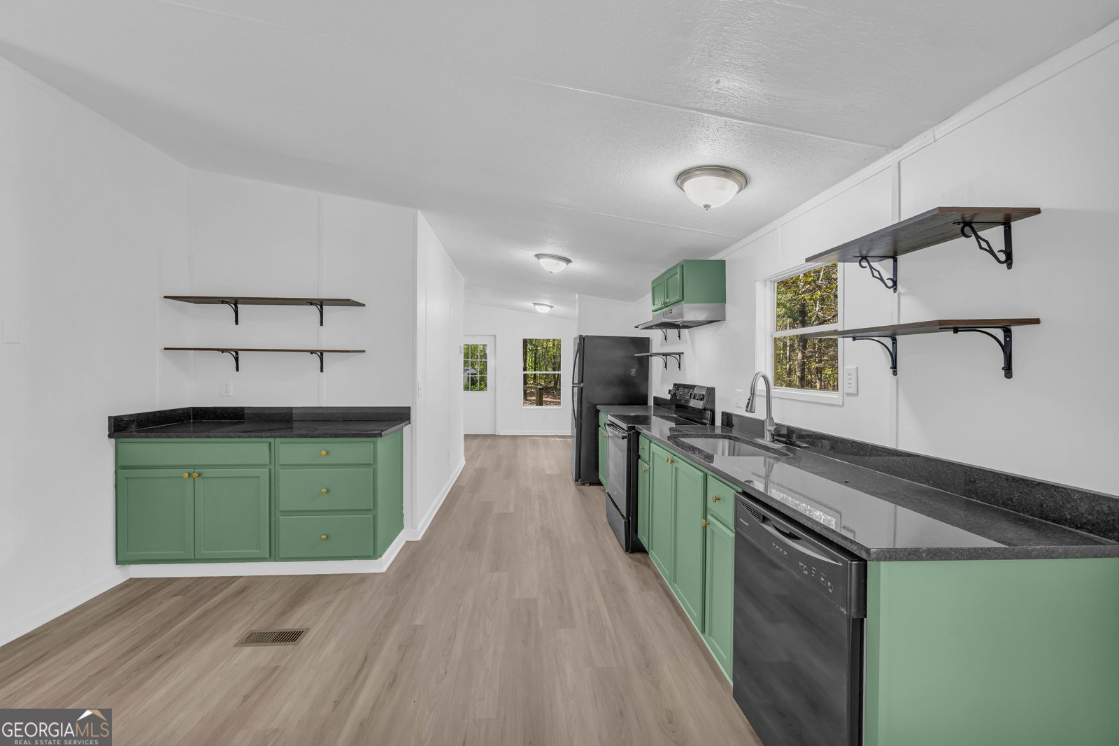 57 Pleasant Lane Comer - 18