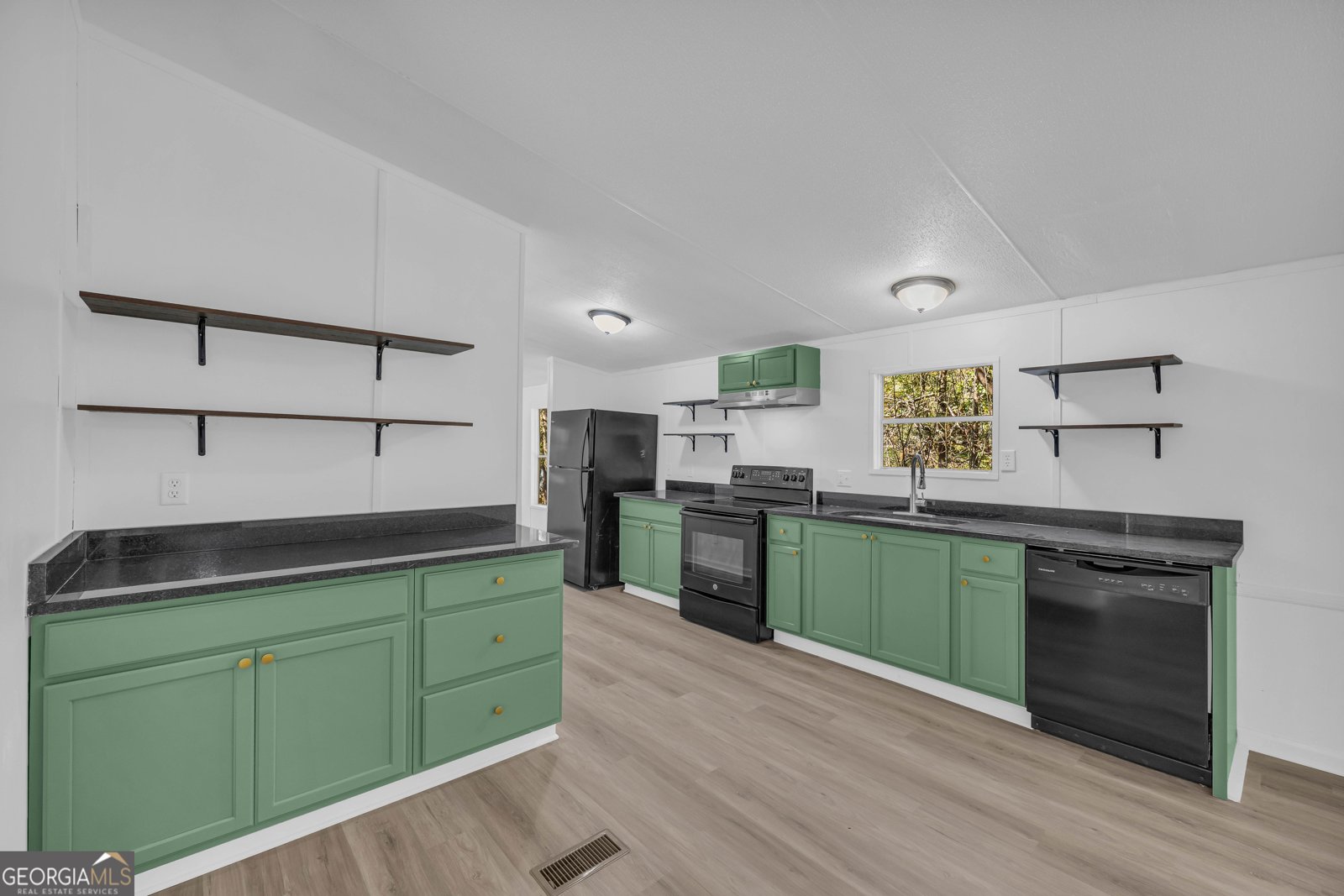 57 Pleasant Lane Comer - 20