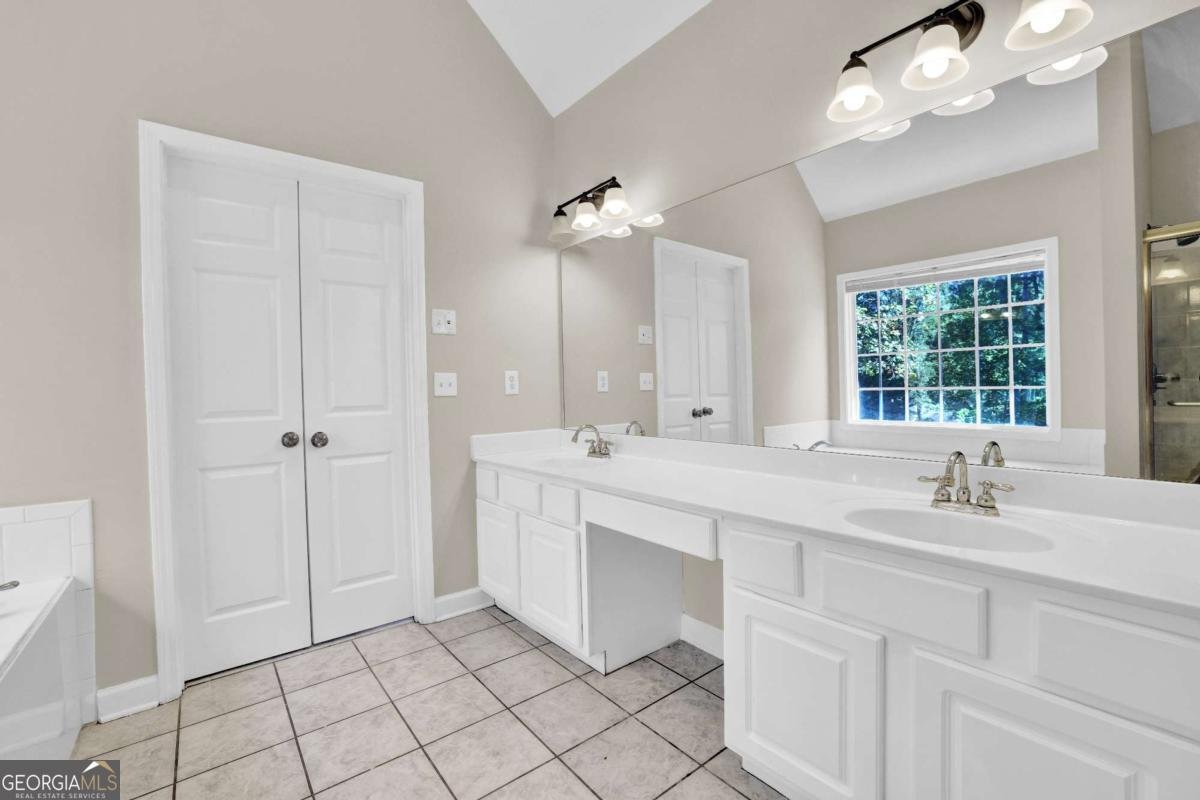 1020 Mount Mckinley Drive Grayson - 31