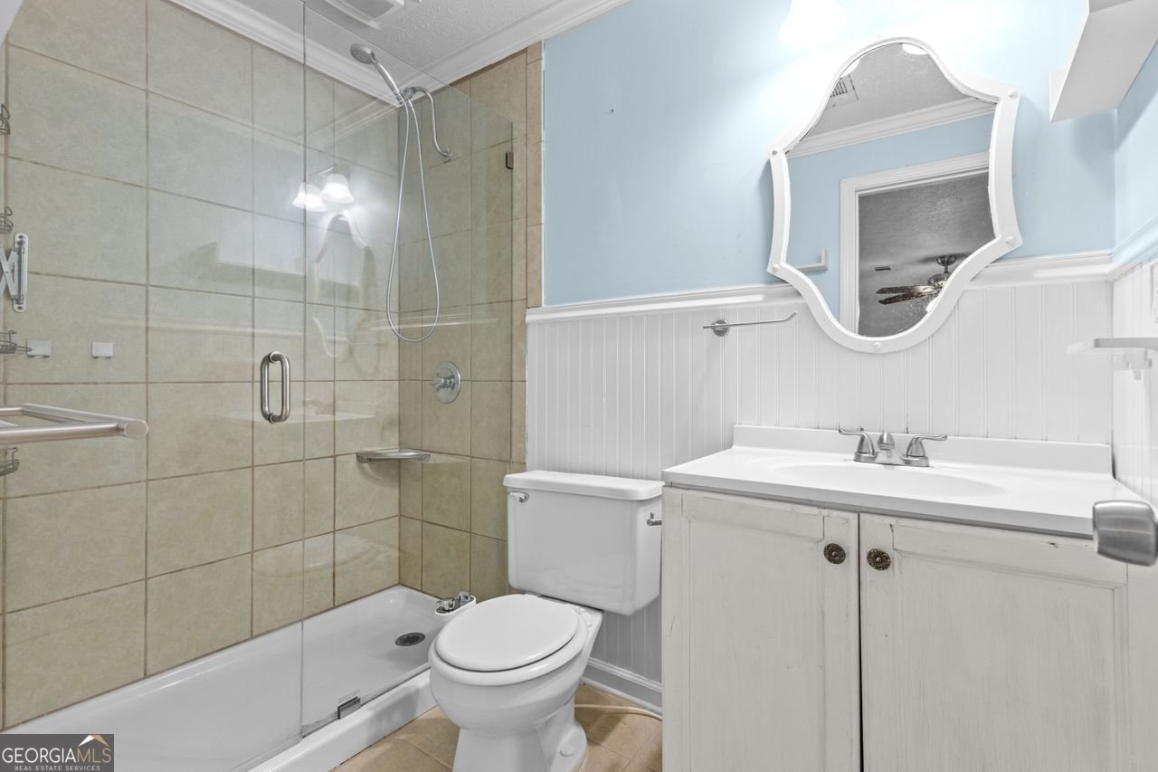 8990 TWEEDDALE Winston - 26