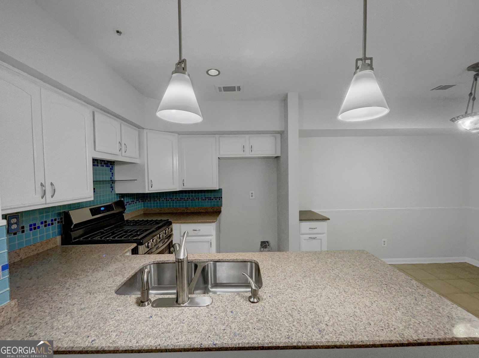 219 Cobblestone Trail Avondale Estates - 11