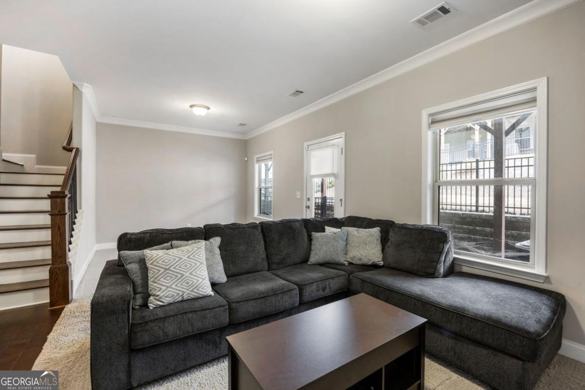 2145 Coventry Drive Brookhaven - 33