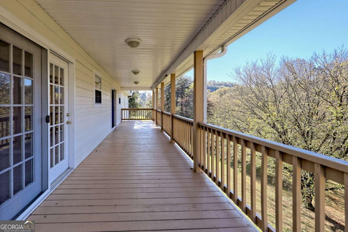 257 Brandus Drive Hayesville - 23