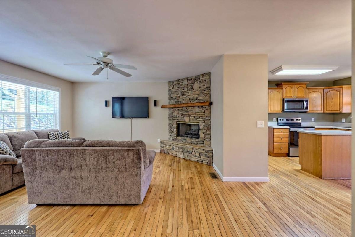 257 Brandus Drive Hayesville - 37