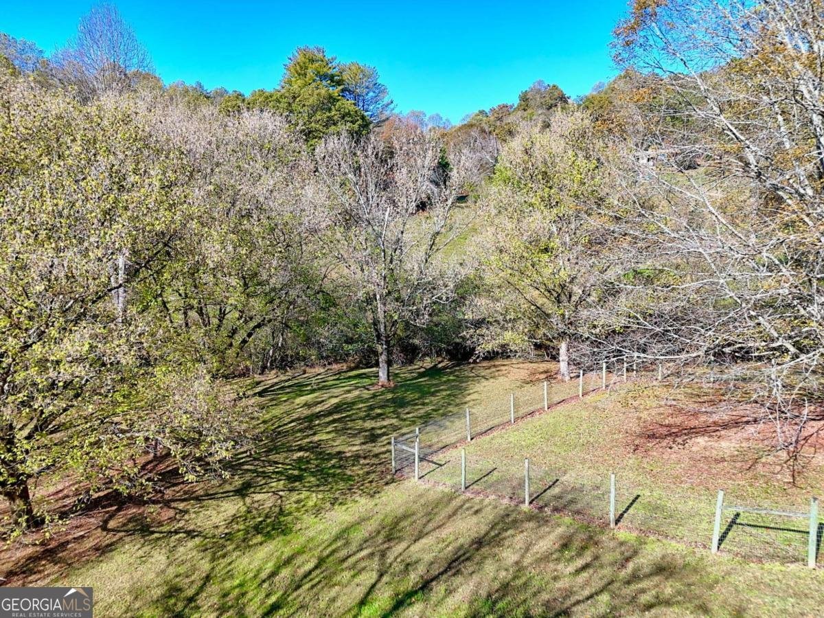 257 Brandus Drive Hayesville - 5