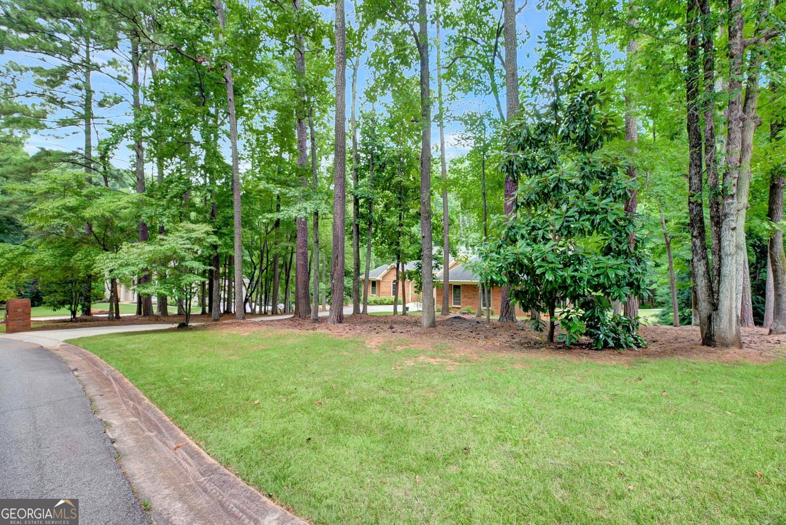 315 Royal Ridge Way Fayetteville - 68