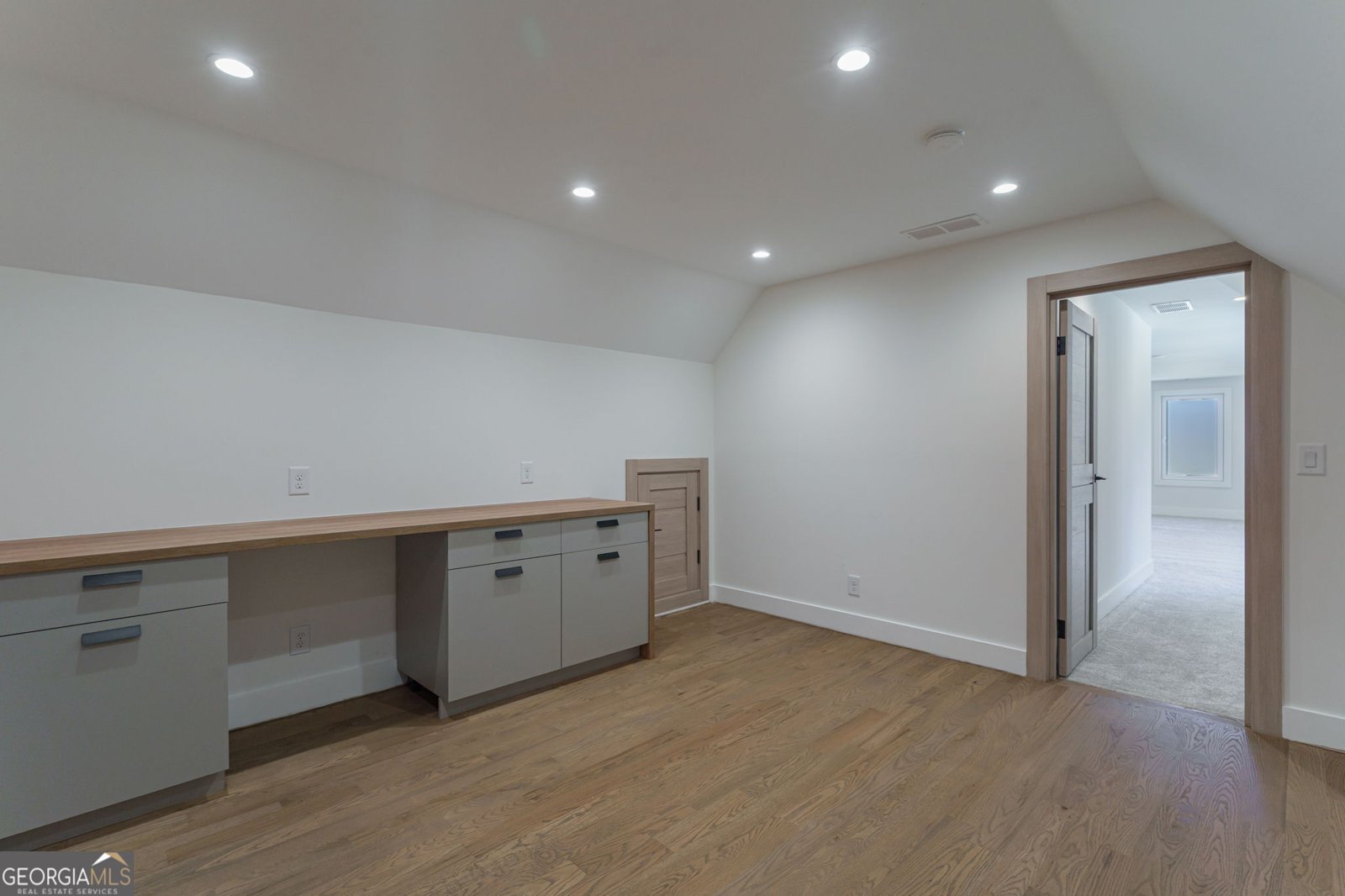 1110 Flowers Drive Cumming - 72