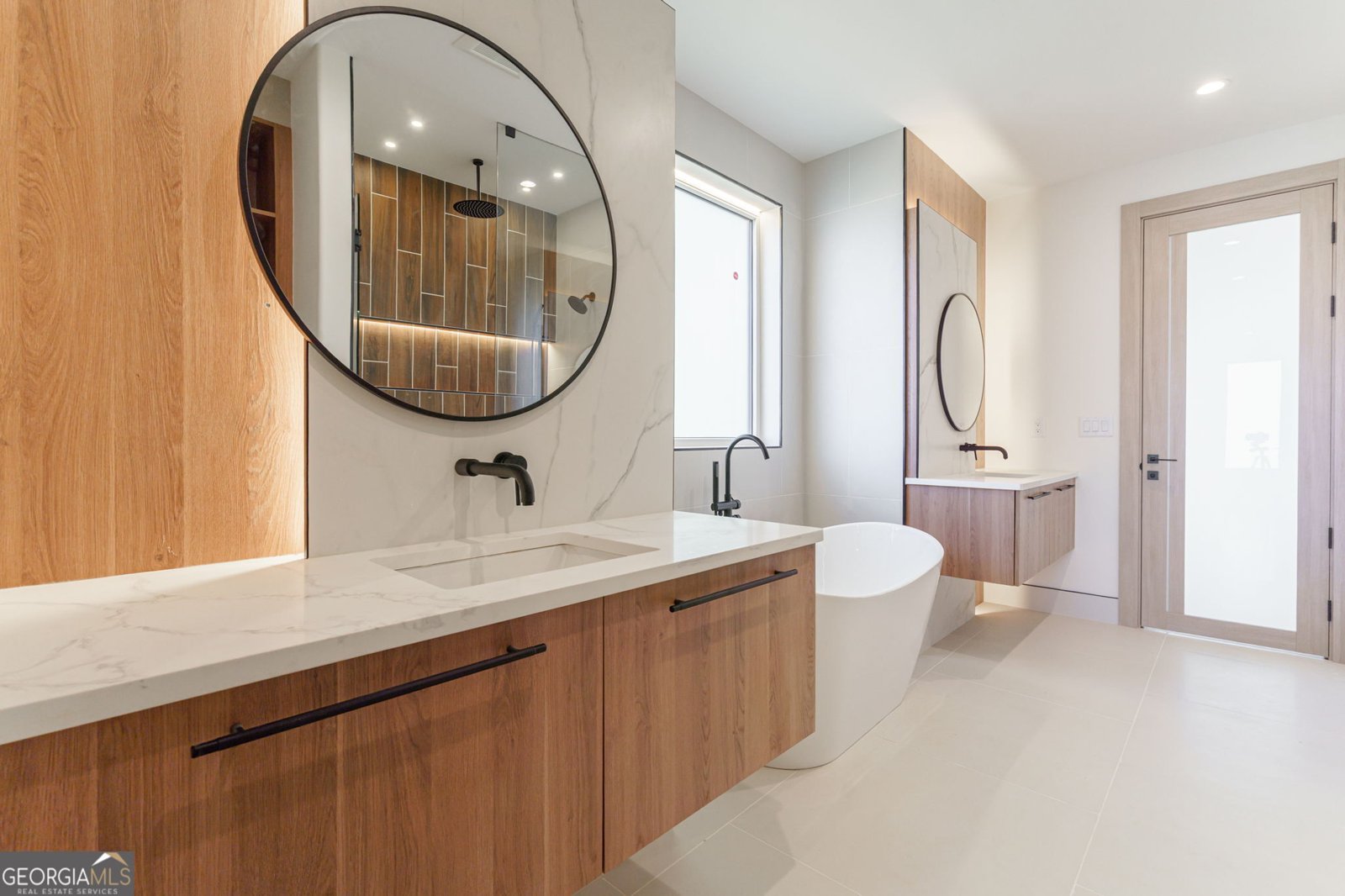 1110 Flowers Drive Cumming - 77